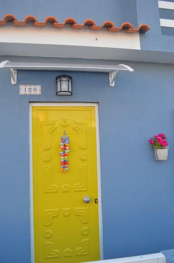 Yellow Door Gafanha da Encarnacao ภายนอก รูปภาพ