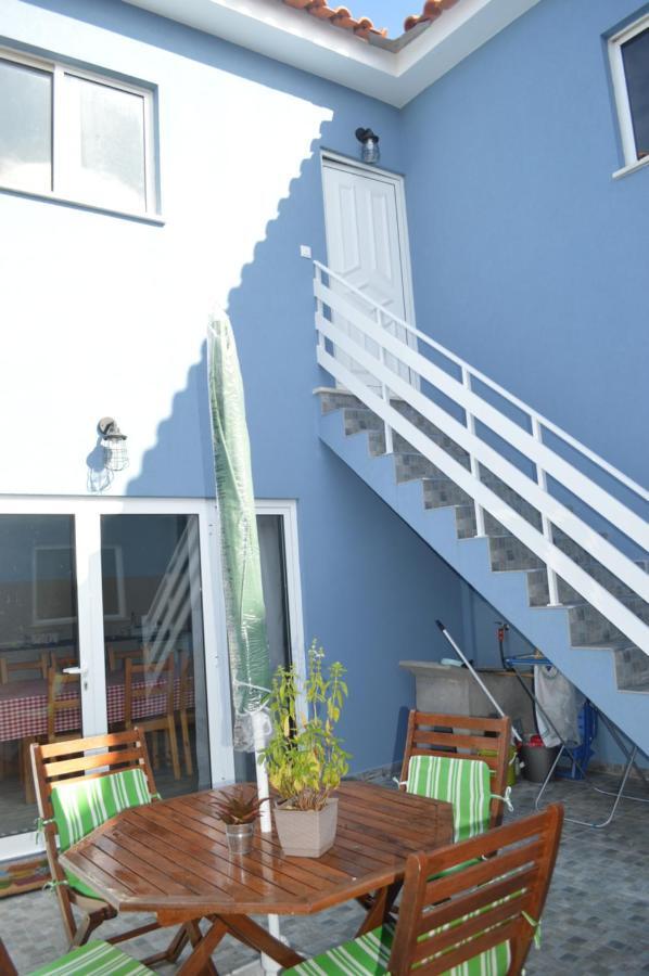 Yellow Door Gafanha da Encarnacao ภายนอก รูปภาพ