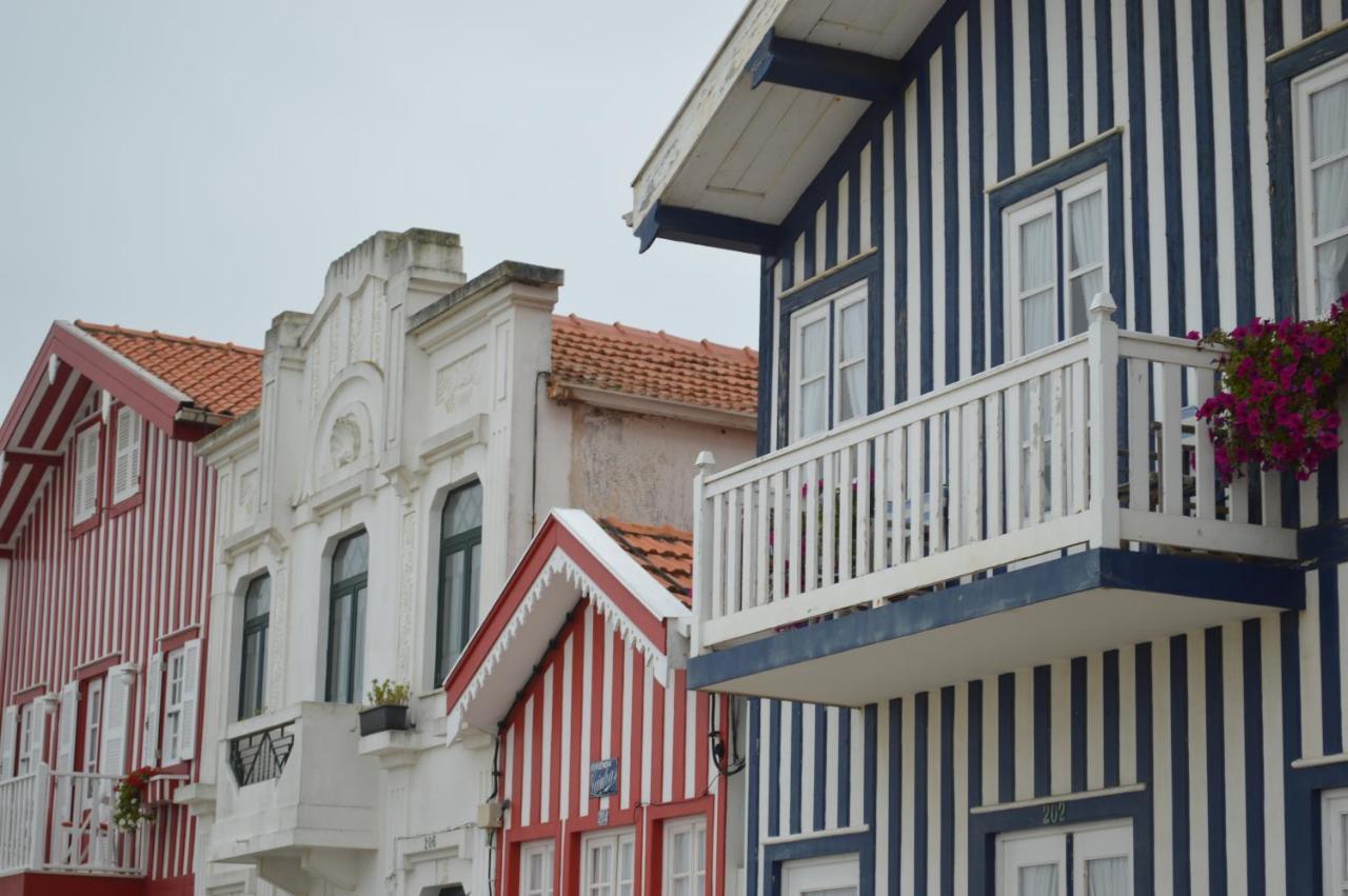 Yellow Door Gafanha da Encarnacao ภายนอก รูปภาพ